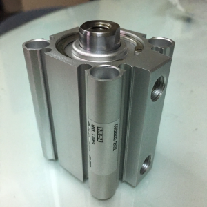 Xy lanh khí CDQ2B80-50DMZ